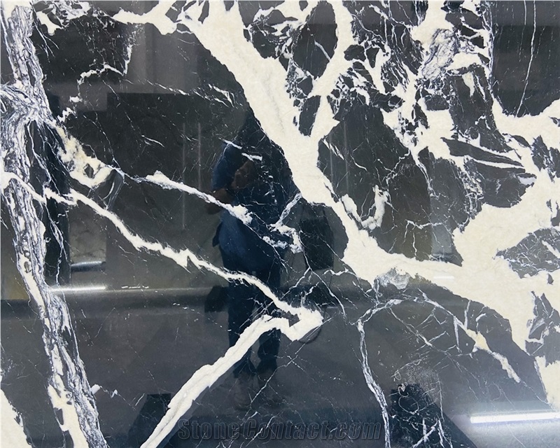 Calacatta Nero Marble Slabs