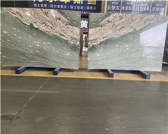 Cristallo Twilight Quartzite Slabs