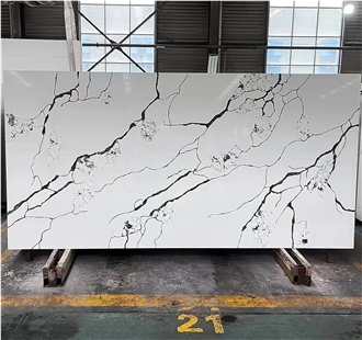 Half White Silver Calacatta White Engineered Quartz Slabs
