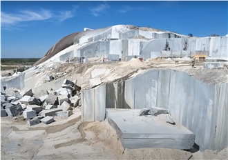 Angola Black Jade Granite Quarry