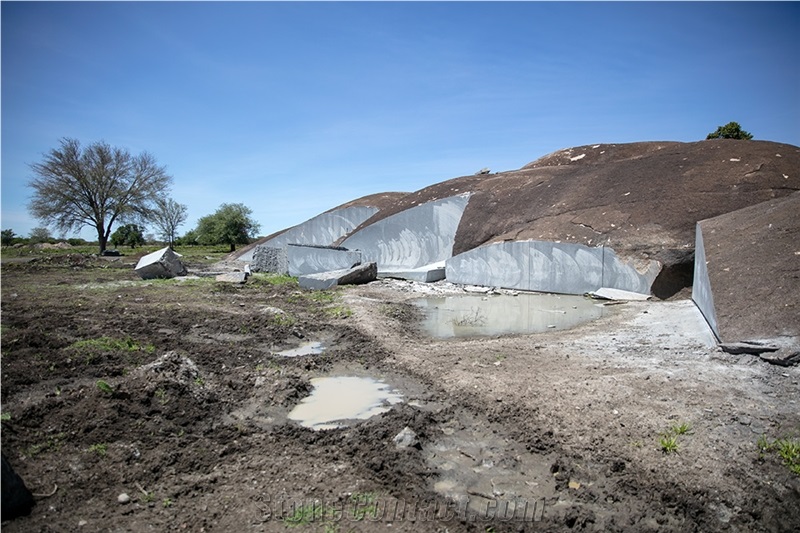 Angola Black Jade Granite Quarry