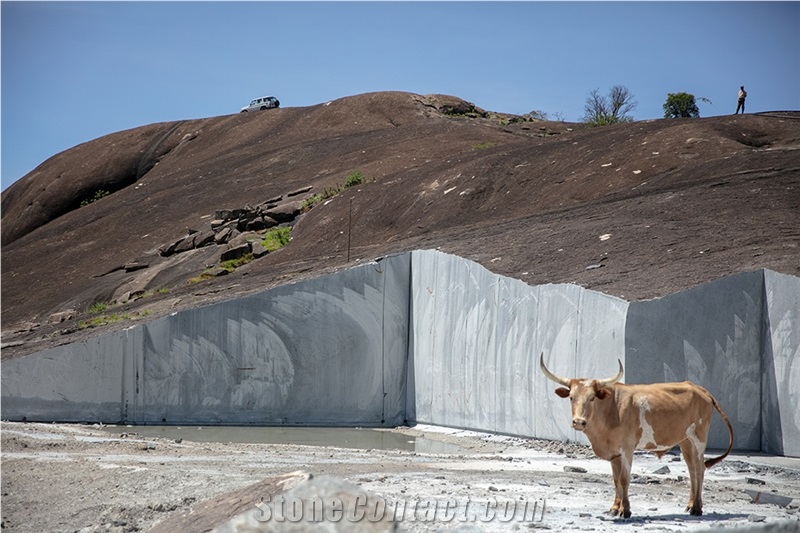 Angola Black Jade Granite Quarry