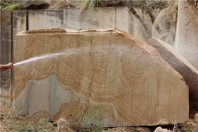 Cava Pietra Dorata Quarry