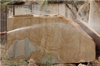 Cava Pietra Dorata Quarry