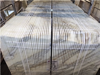 Calacatta Borghini Marble Quarry