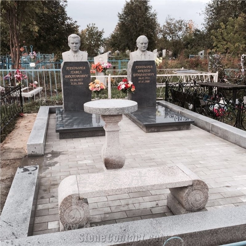 Natural Stone Dark Grey Granite Memorial Head Statue
