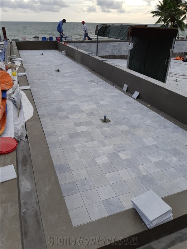 Light Silver Crystallized Marble Floor Tiles
