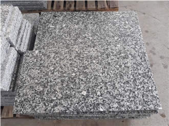 River White Granite Slabs