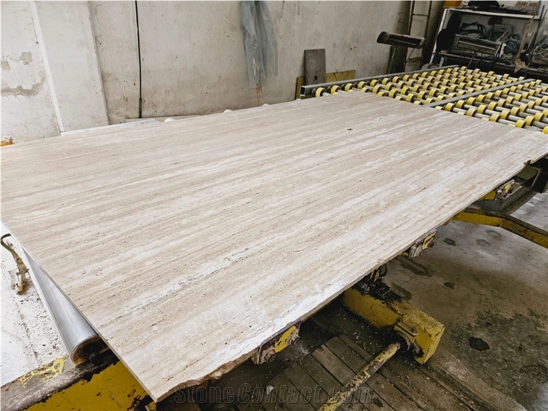 Unfilled Cream Light Travertine Slabs