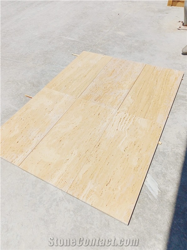 Unfilled Cream Light Travertine Slabs
