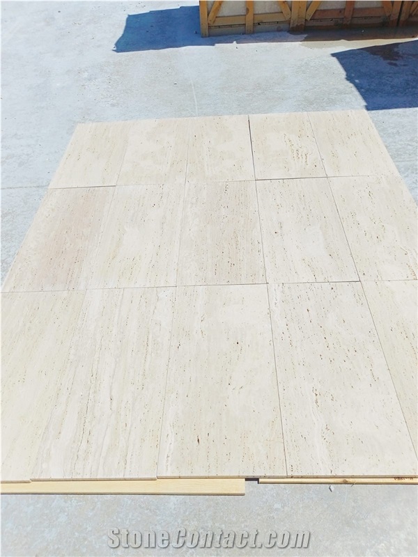 Unfilled Cream Light Travertine Slabs