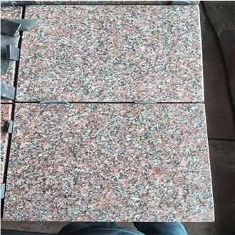 China Cheap G368 Natural Red Granite Paving Tiles