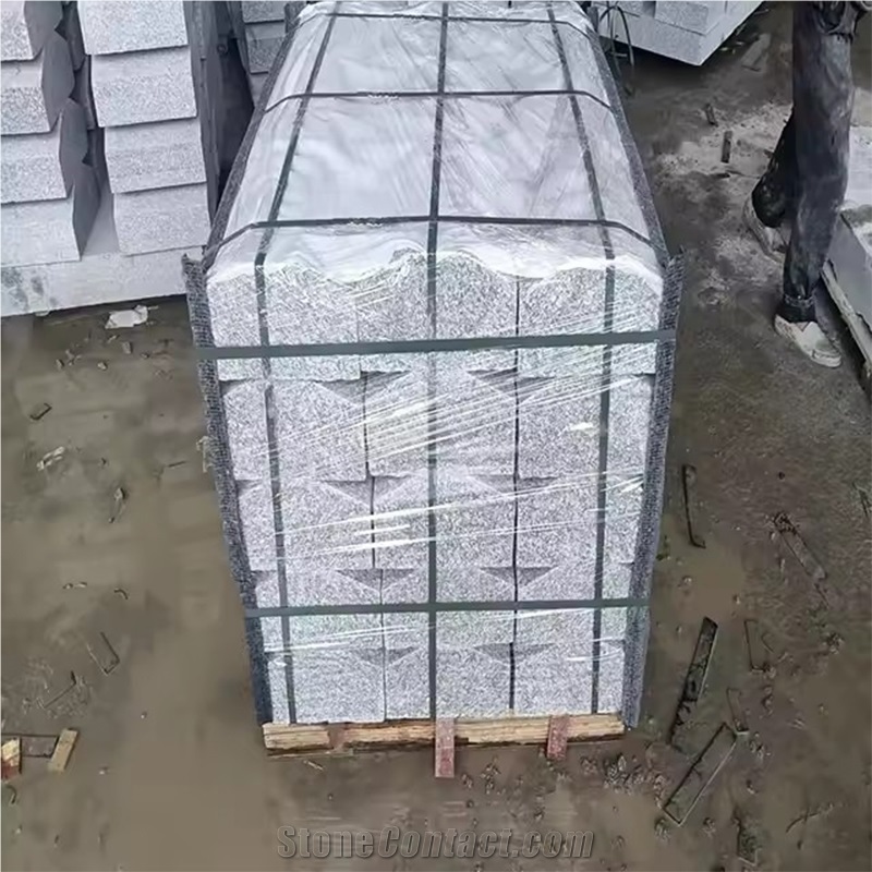 Factory Wholesale Granite Road Kerb Stone M Style Curbstone