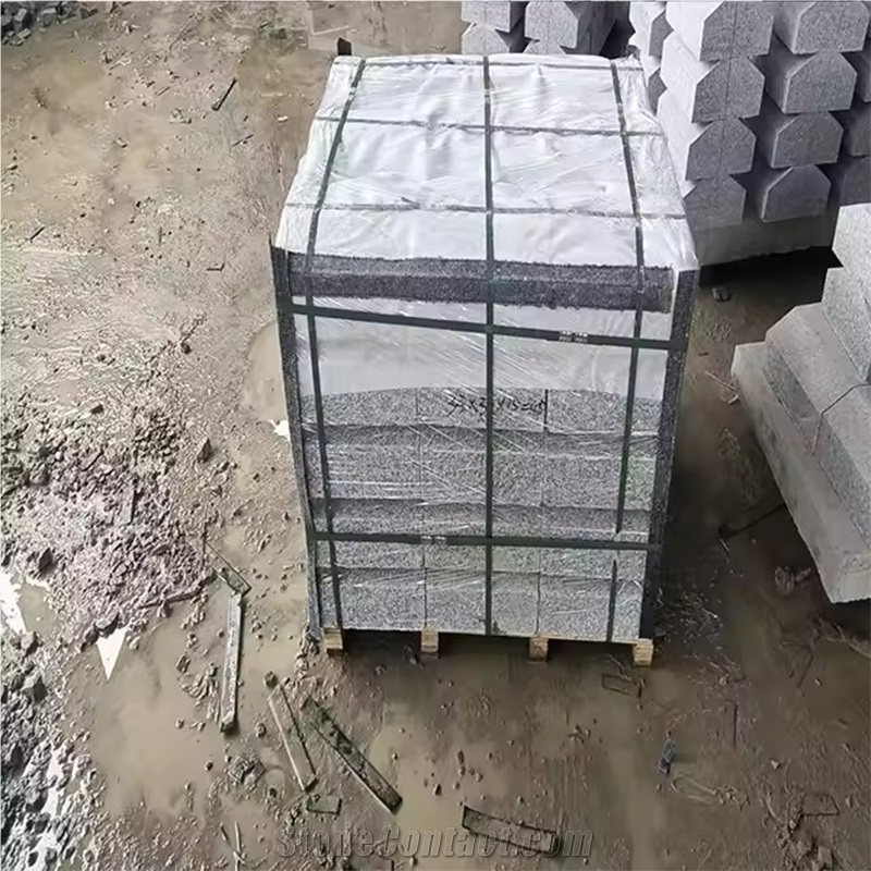 Factory Wholesale Granite Road Kerb Stone M Style Curbstone
