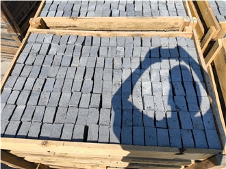 UGRAN Black WIN Gabbro Paving Stones