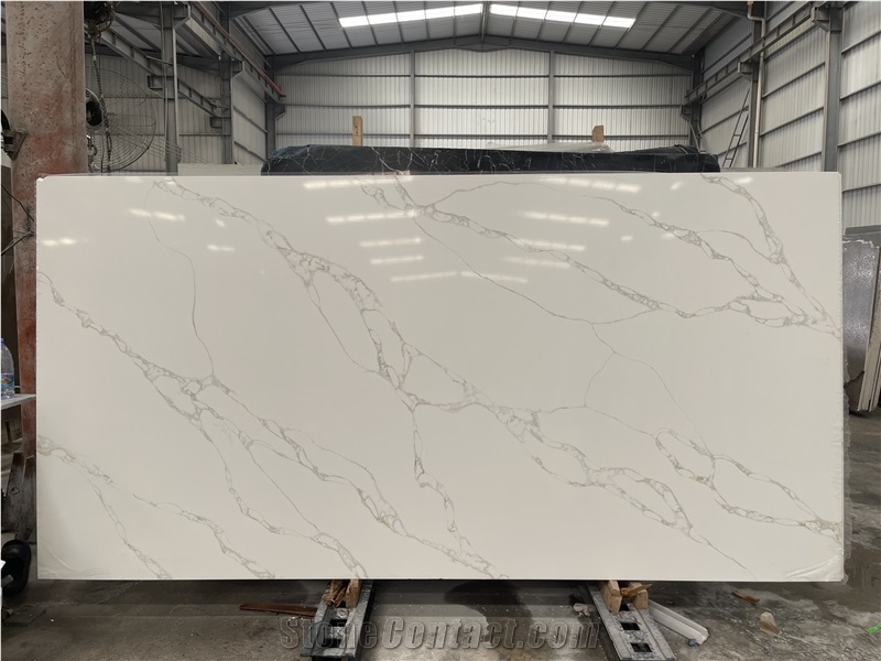 Calacatta Gold White Quartz Slabs