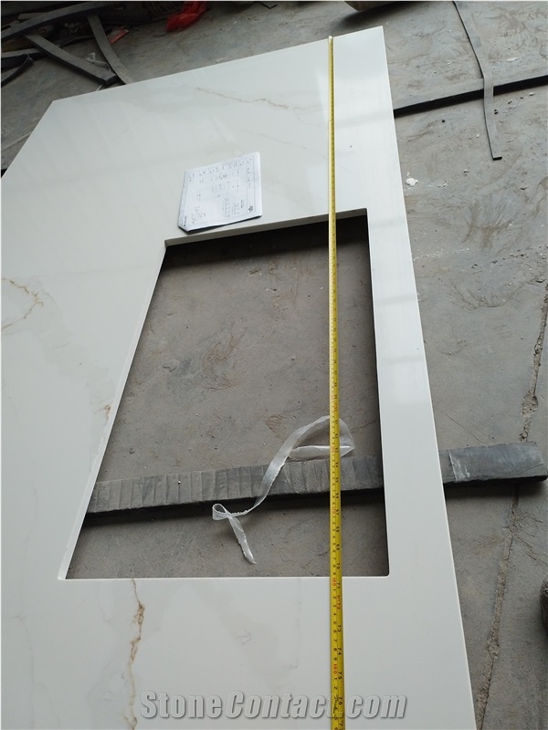 Calacatta Leon Quartz Kitchen Tops
