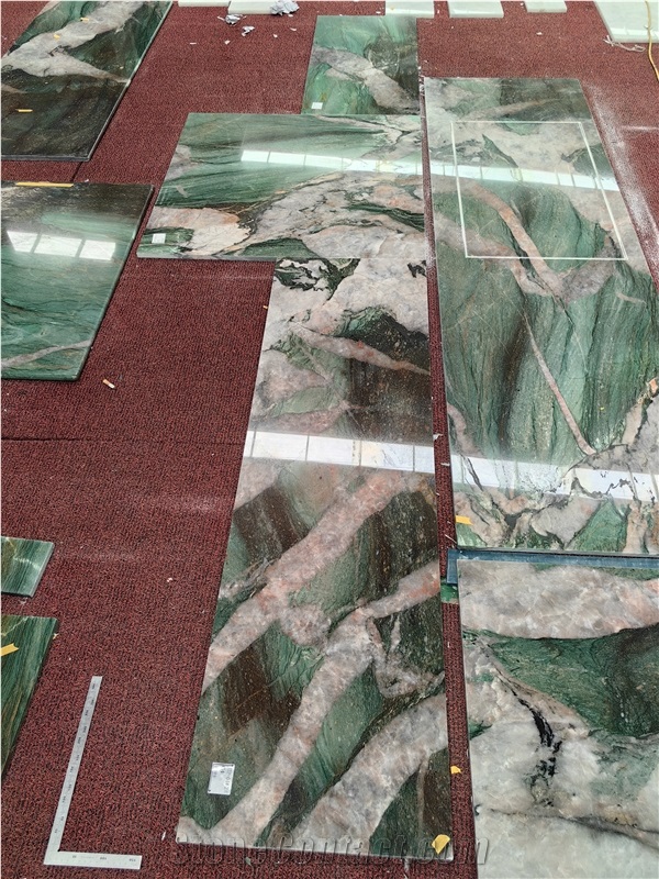 Luxurious Design Emerald Green Quartzite Kitchen Countertops