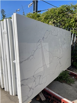 Calacatta Quartz Slabs