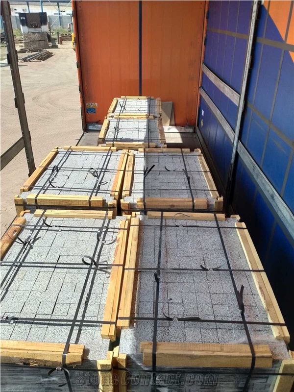 Light Grey Ukraine Granite Cubes