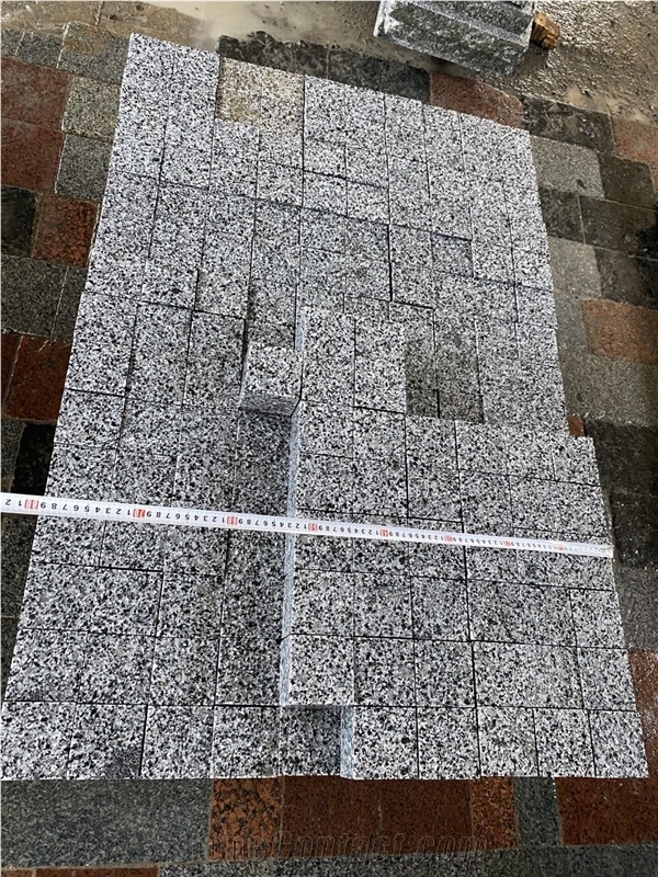 Light Grey Ukraine Granite Cubes