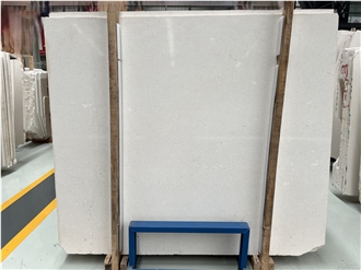 Caliza Capri  Limestone Slabs