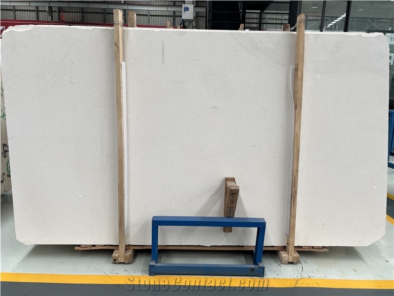 Caliza Capri  Limestone Slabs