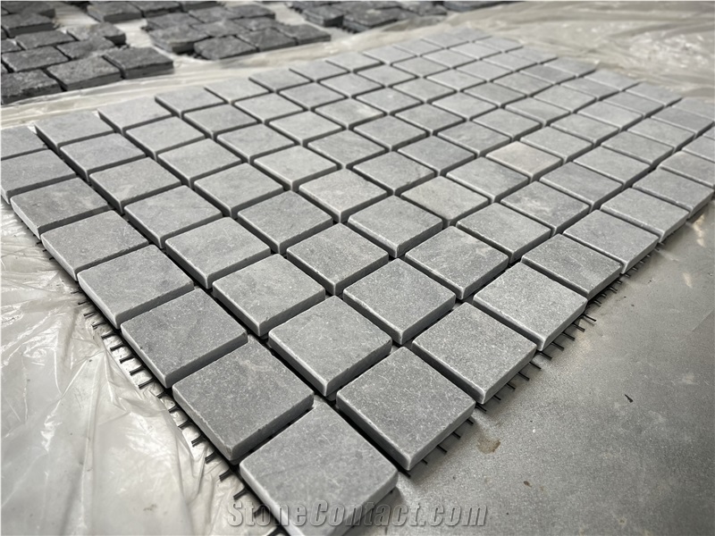 Dark Ocean Cobble Stone On Mesh Veneer Paving