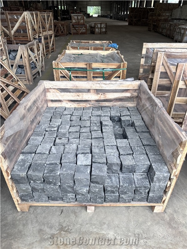 Grey Basalt Cubic Stone, Cobbles Stone