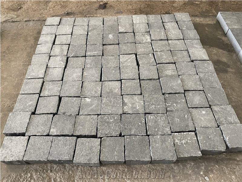 Grey Basalt Cubic Stone, Cobbles Stone