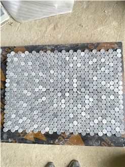 Hazy Grey Marble Penny Mosaic Design