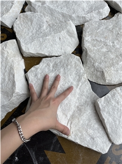 Milky White Wall Cladding Loose Stone, Ledge Stone
