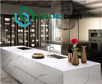 Artificial White Matte Calacatta Quartz Kitchen Countertop