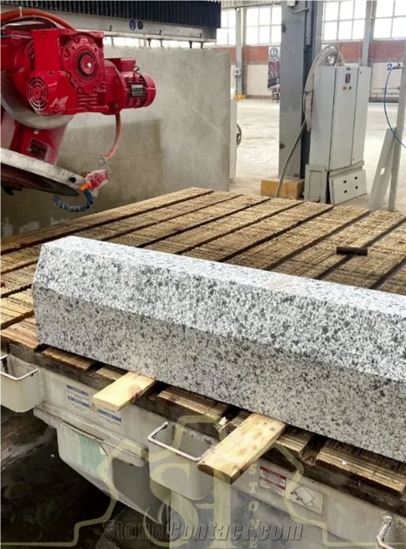 Bianco Halayeb Granite Kerbstone