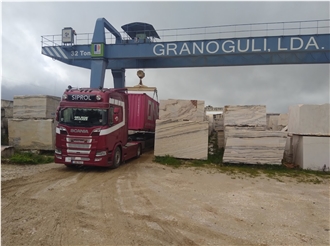 Estremoz Rosa Aurora Classico Marble Blocks