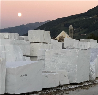 Bianco Lasa Marble Blocks