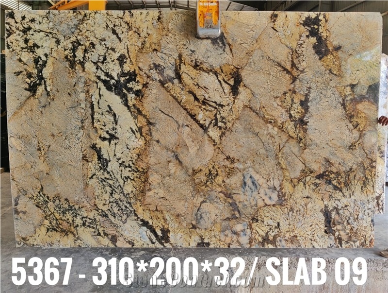Felix Gold Granite  Slabs