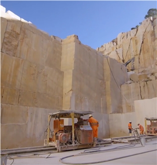 Daino Nuvolato Marble Quarry