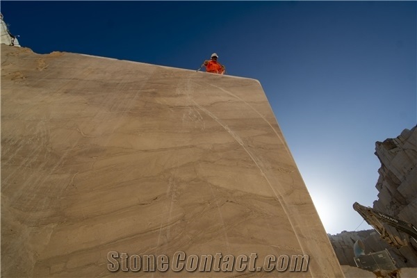 Daino Nuvolato Marble Quarry