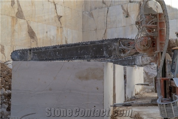 Daino Nuvolato Marble Quarry
