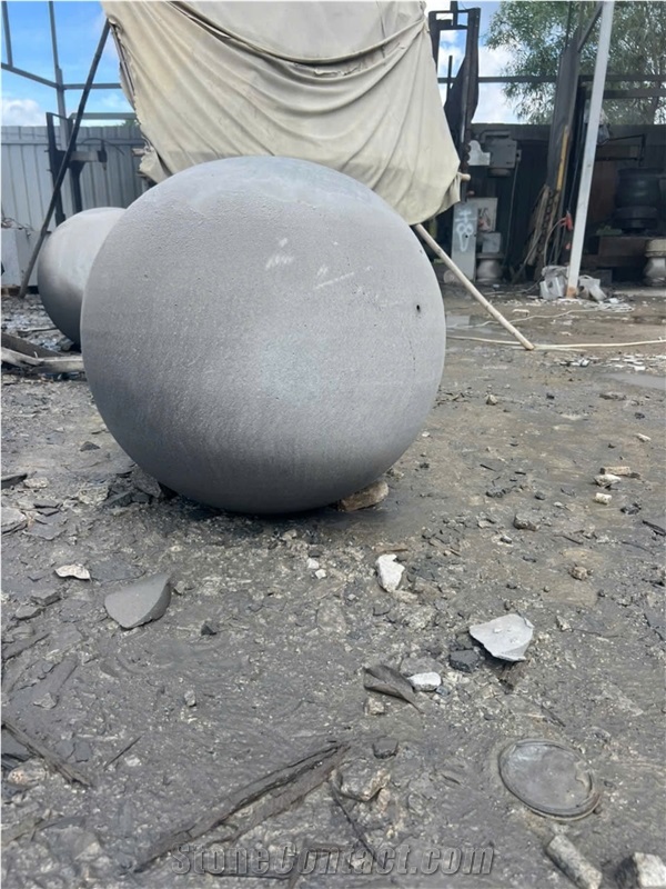 Lavastone Structure - Ball Bollards
