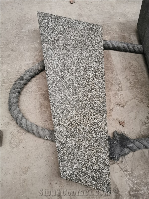 Chengde Green Granite Trapezoid Tile Bush Hammered