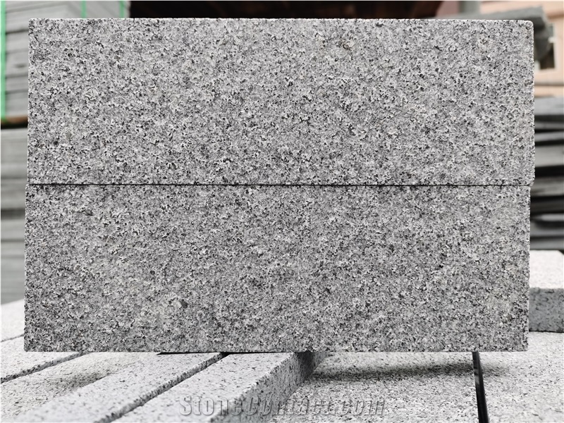 Sesame Grey G654 Flamed Tiles For Outdoor