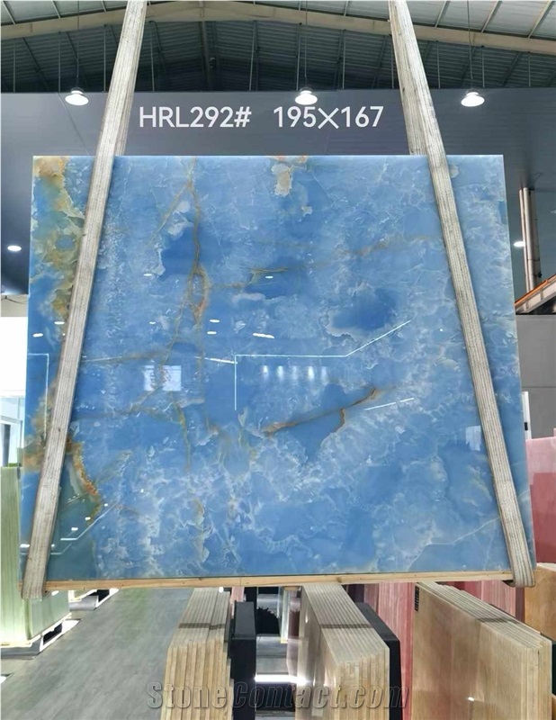 Great Blue Onyx  Slabs