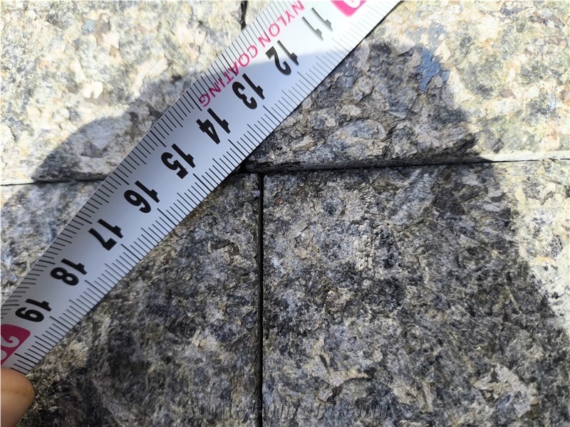 Labradorite Black Granite Paving Stones 10X10x5 Cm