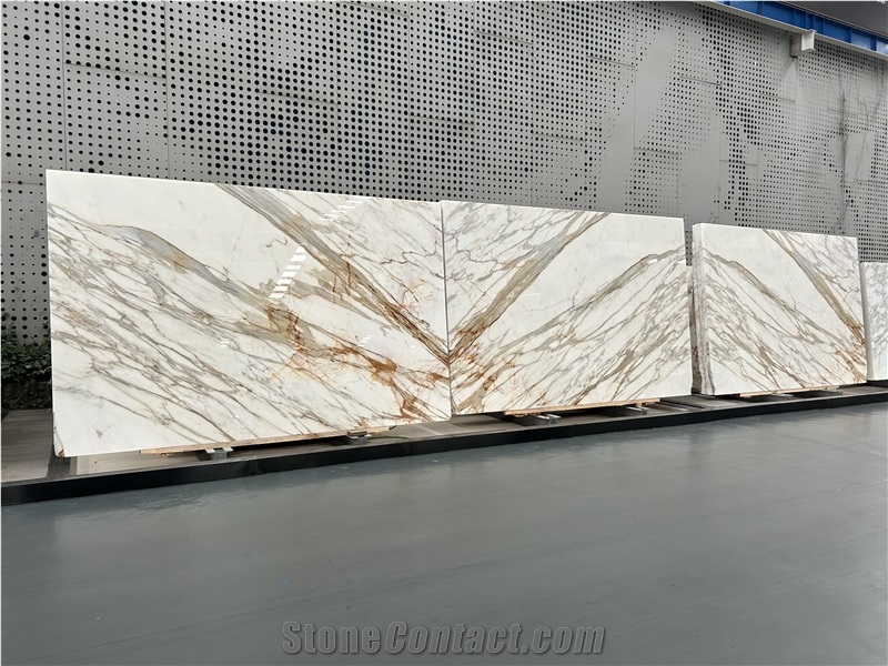 Book Matching Polishing Calacatta Vagli Gold Marble Slabs