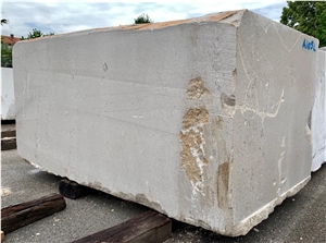 Aurisina Chiara Limestone Blocks