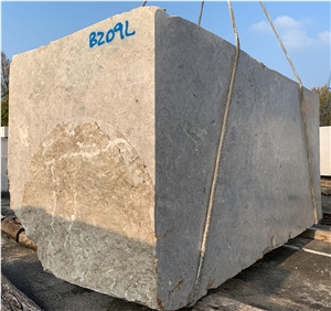 Aurisina Fiorita Grey Limestone Blocks