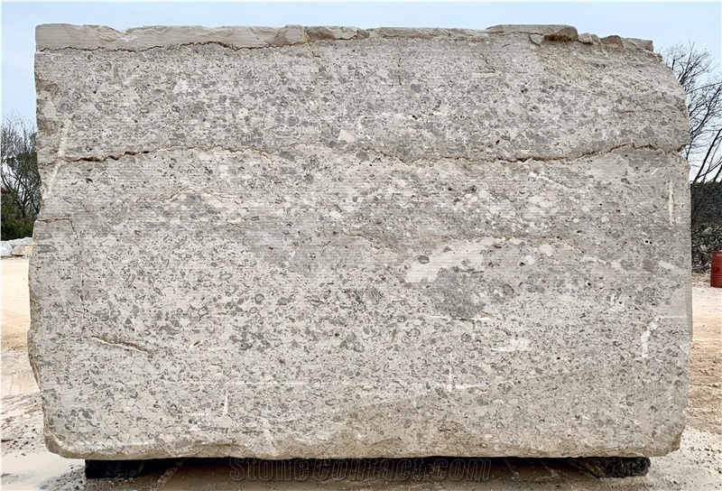 Fiore Di Aurisina Blocks From Own Quarry