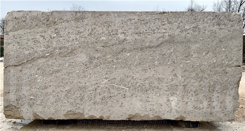Fiore Di Aurisina Blocks From Own Quarry